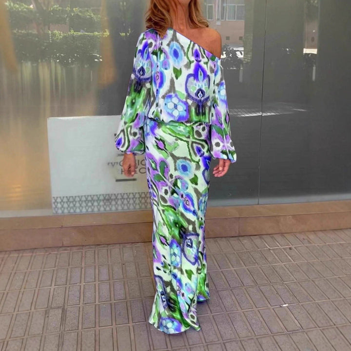 Robe maxi élégante pour femmes avec une coupe asymétrique et des manches fluides