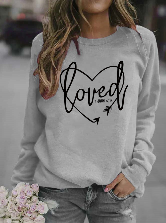 Sweatshirt pour femmes avec impression en forme de cœur et message inspirant