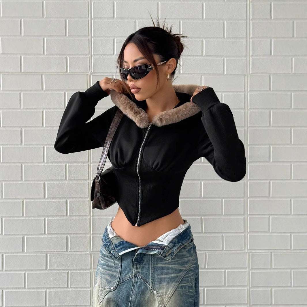 Hoodie cropped pour femmes avec garniture en fourrure luxueuse