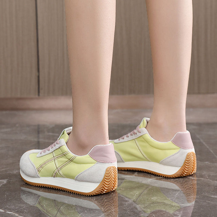 Baskets tendance pour femmes avec semelle flexible et matériau supérieur stylé