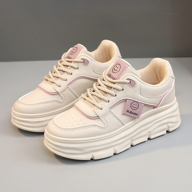 Baskets tendance pour femmes avec semelle compensée amortissante