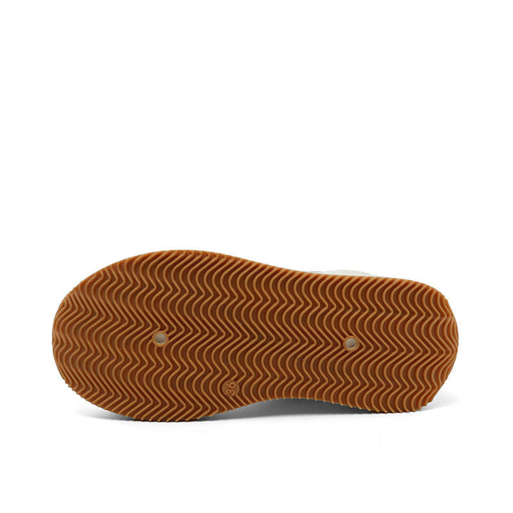 Baskets Sportives pour Femmes au Design Moderne et à la Structure de Surface Respirante