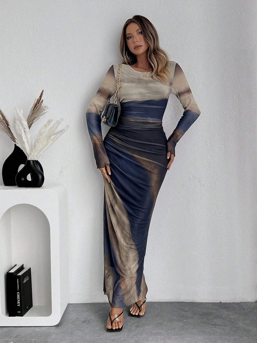 TORINA - Robe maxi imprimée confortable à manches longues et col rond
