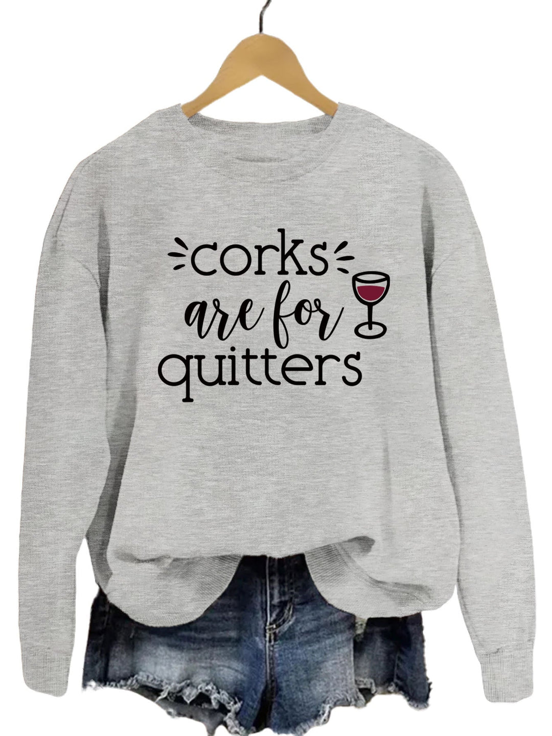 Sweat-shirt pour femmes avec une phrase créative et une coupe décontractée