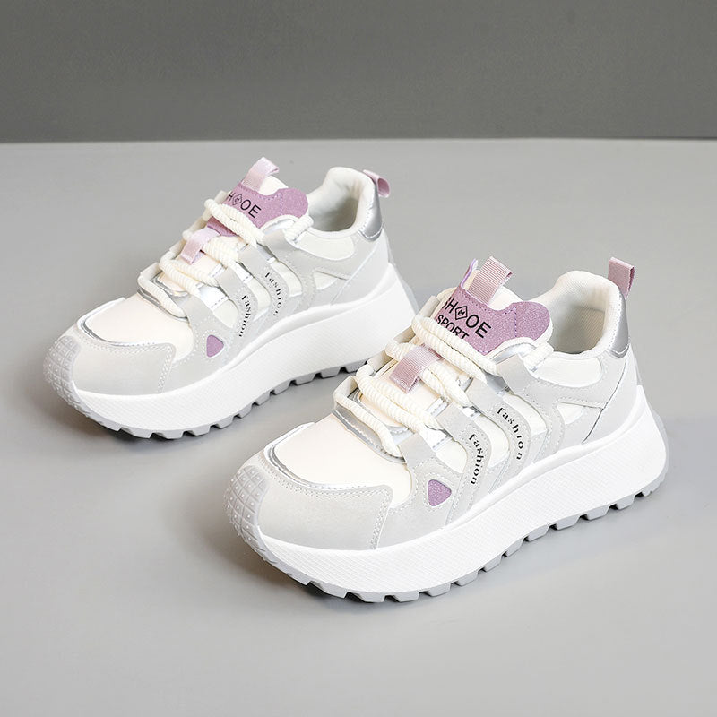 Baskets montantes sportives pour femmes avec un amorti tendance et une structure de surface respirante