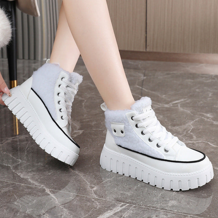 Baskets montantes d'hiver pour femmes avec doublure douillette et accents tendance