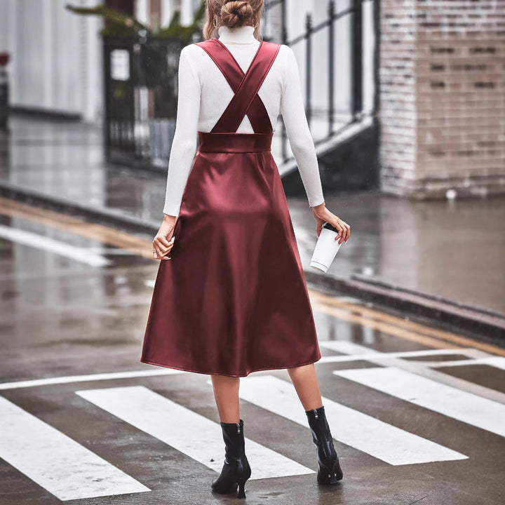 Robe midi élégante pour femmes avec détail à boutons et coupe cintrée