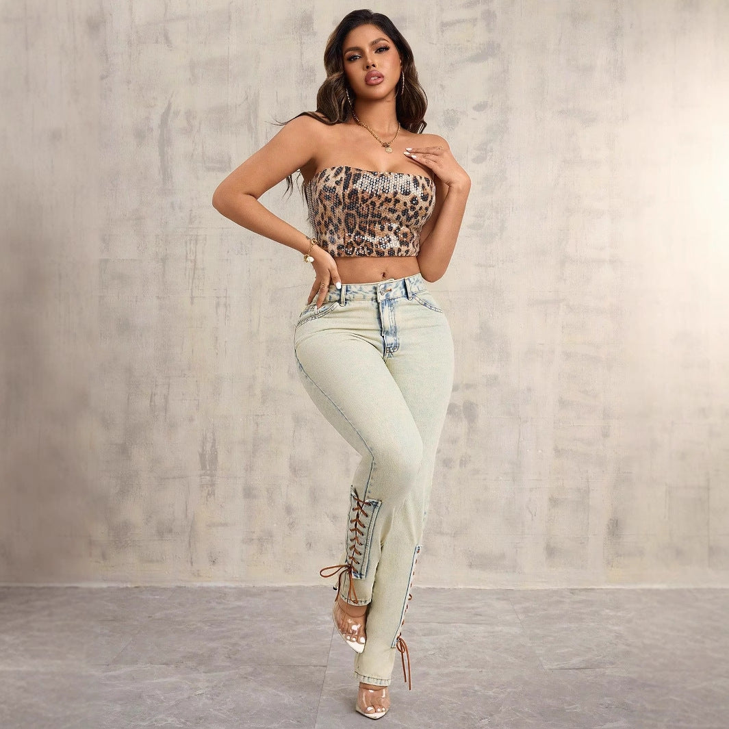 Jeans taille haute pour femmes avec des détails de lacets captivants