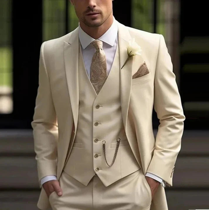 Costume pour homme moderne ajusté pour invité de mariage | Trois pièces