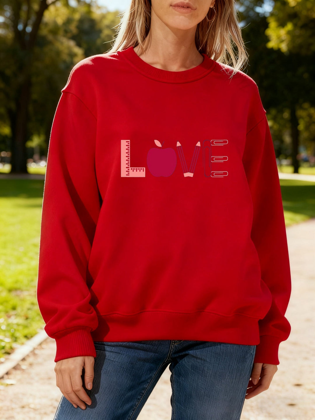 Sweat-shirt pour femmes avec un motif Love créatif