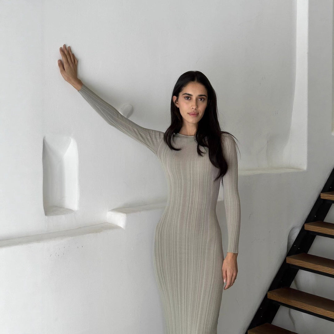 Robe maxi en tricot côtelé élégante pour femmes avec manches longues et coupe ajustée