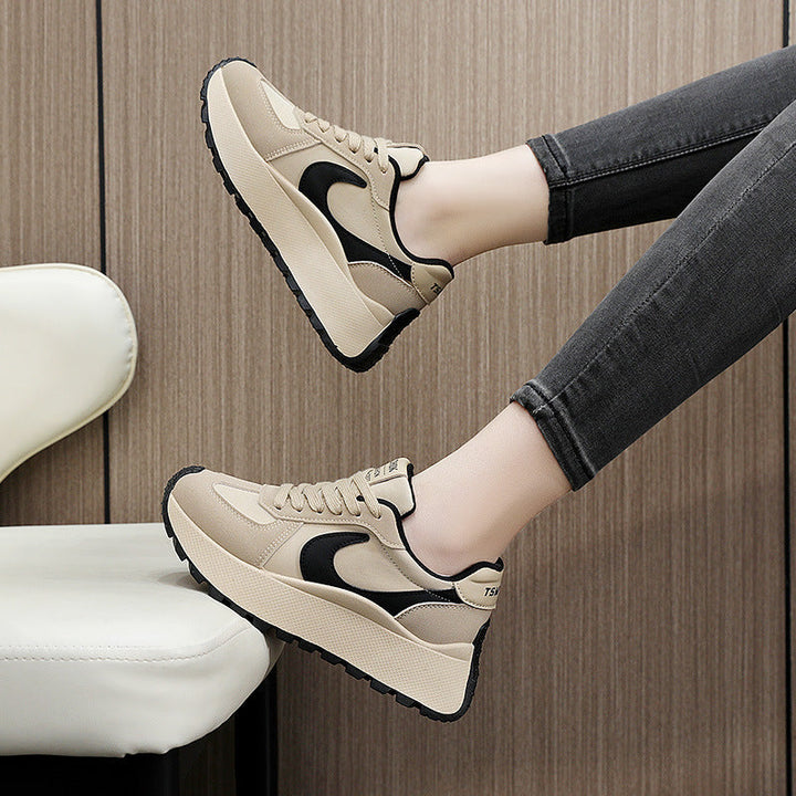 Baskets Femme Tendance avec excellente amorti et matériau supérieur respirant