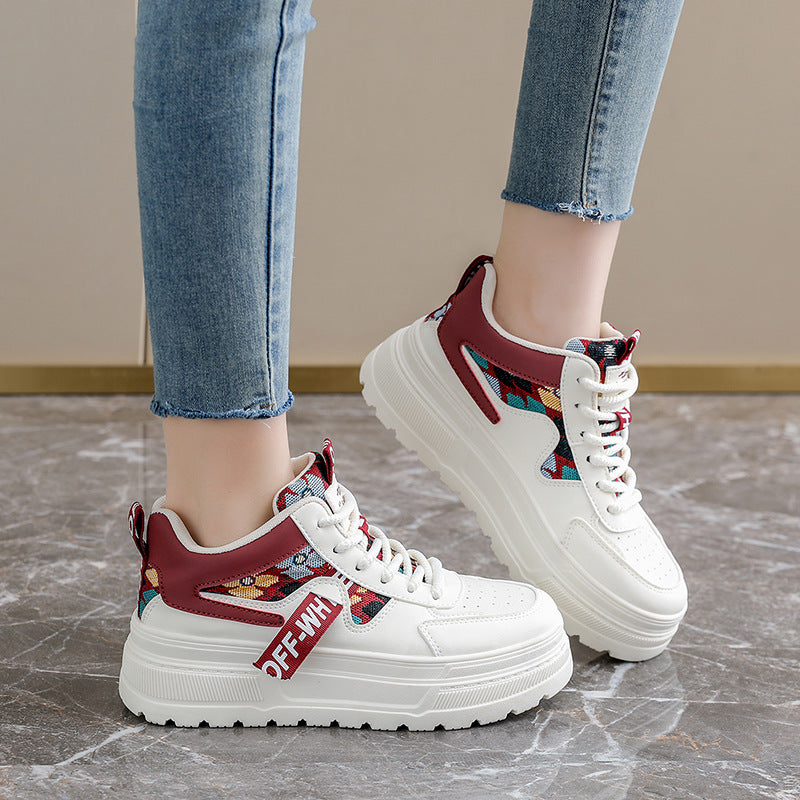 Baskets de mode sportives pour femmes avec un design tendance et une semelle particulièrement amortissante