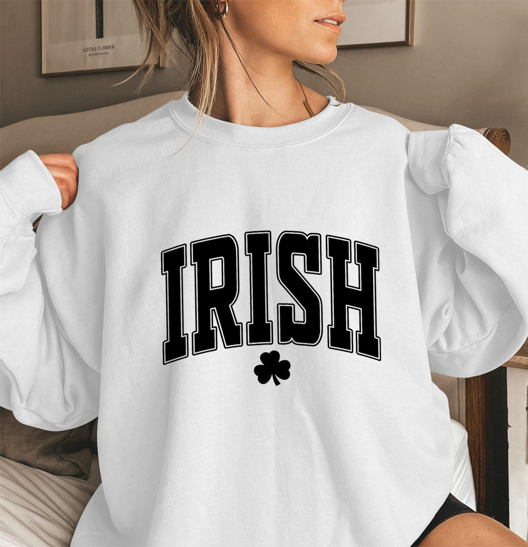 Sweatshirt pour femmes avec des points forts de design irlandais actuels