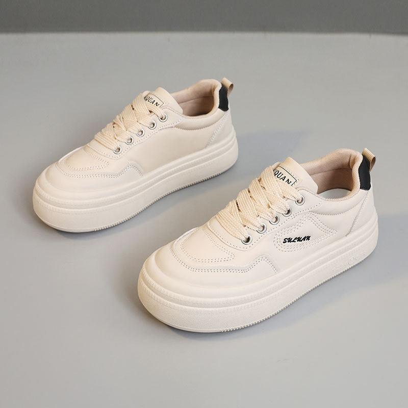 Baskets à plateforme tendance pour femmes avec une texture de surface respirante et une semelle amortissante