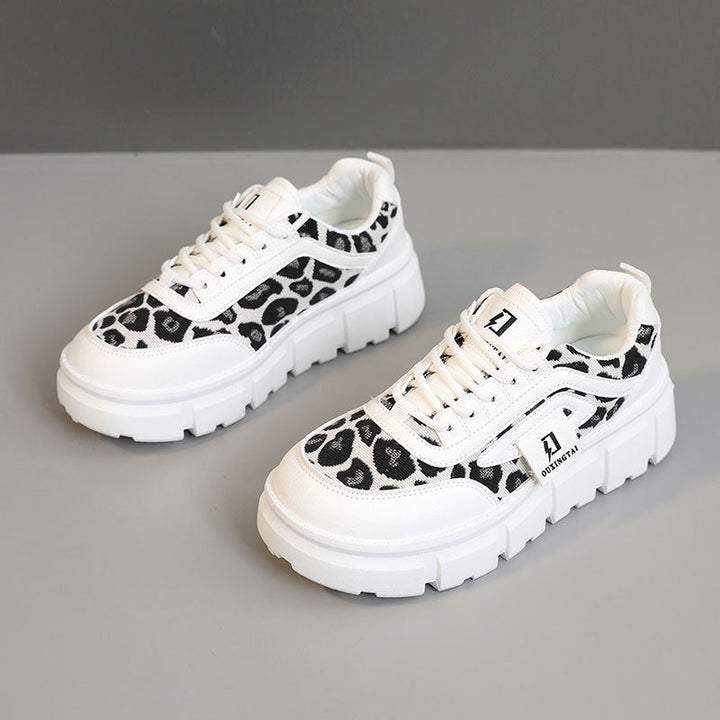 Baskets Chunky pour femmes avec un design léopard décontracté et un amorti confortable