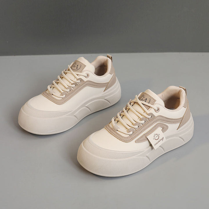 Baskets à plateforme tendance pour femmes avec profil sportif et matériau supérieur respirant
