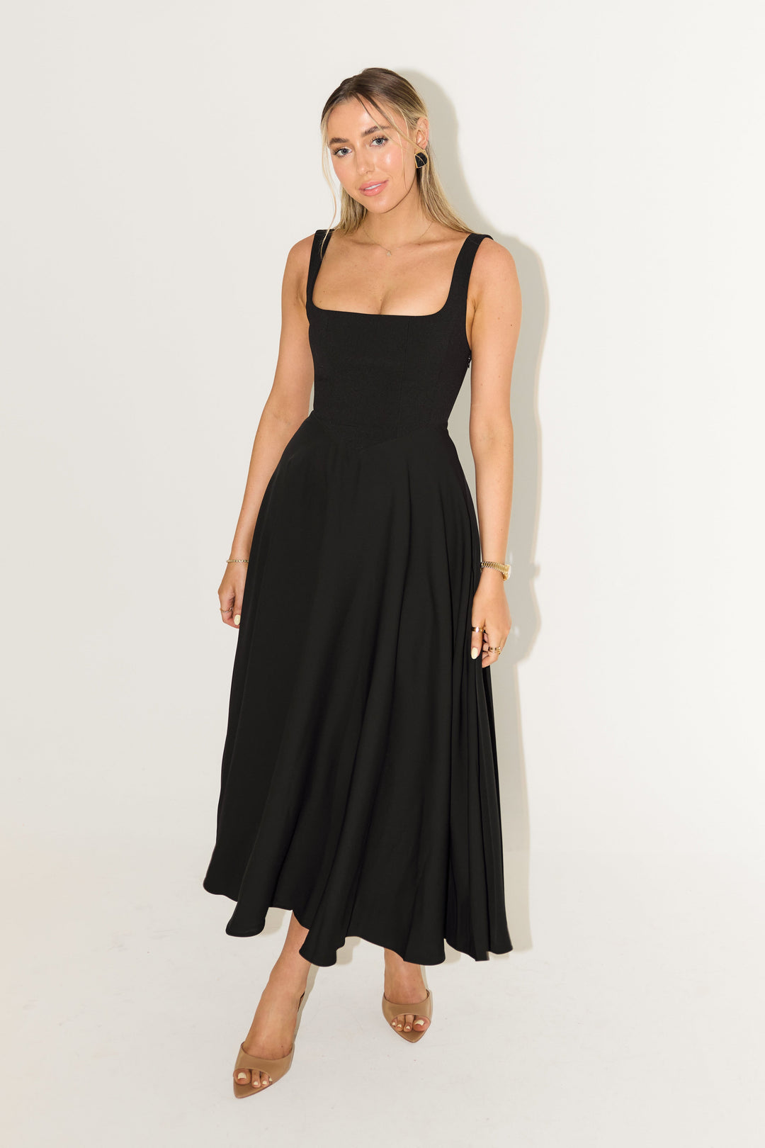 Amelia | Robe midi intemporelle et fluide
