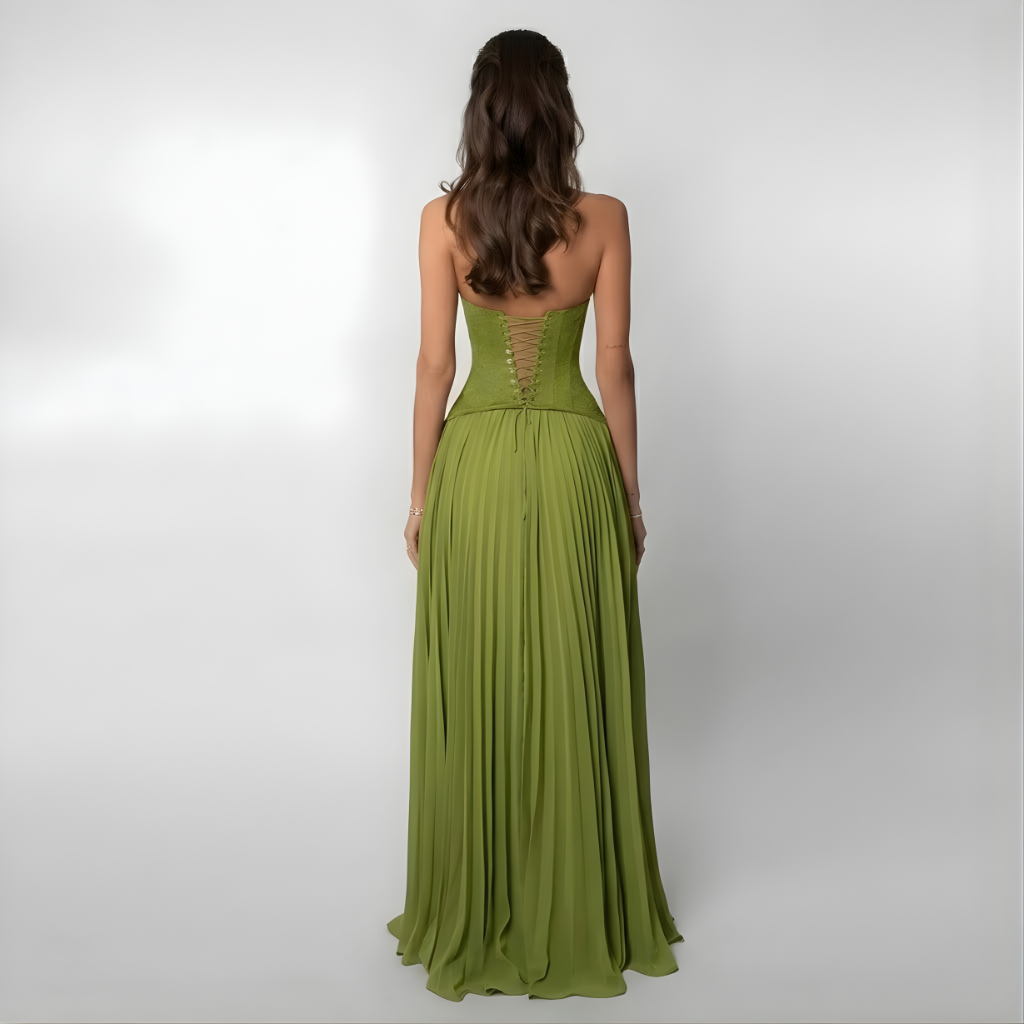 Gaia | Robe en Dentelle pour Femmes avec Jupe Plissée Maxi – Robe Maxi en Dentelle Plissée Élégante 2026