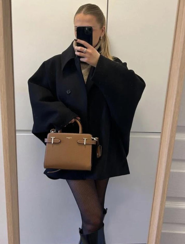 Manteau d'hiver oversize pour femmes avec boutons – coupe raffinée pour le quotidien et les loisirs