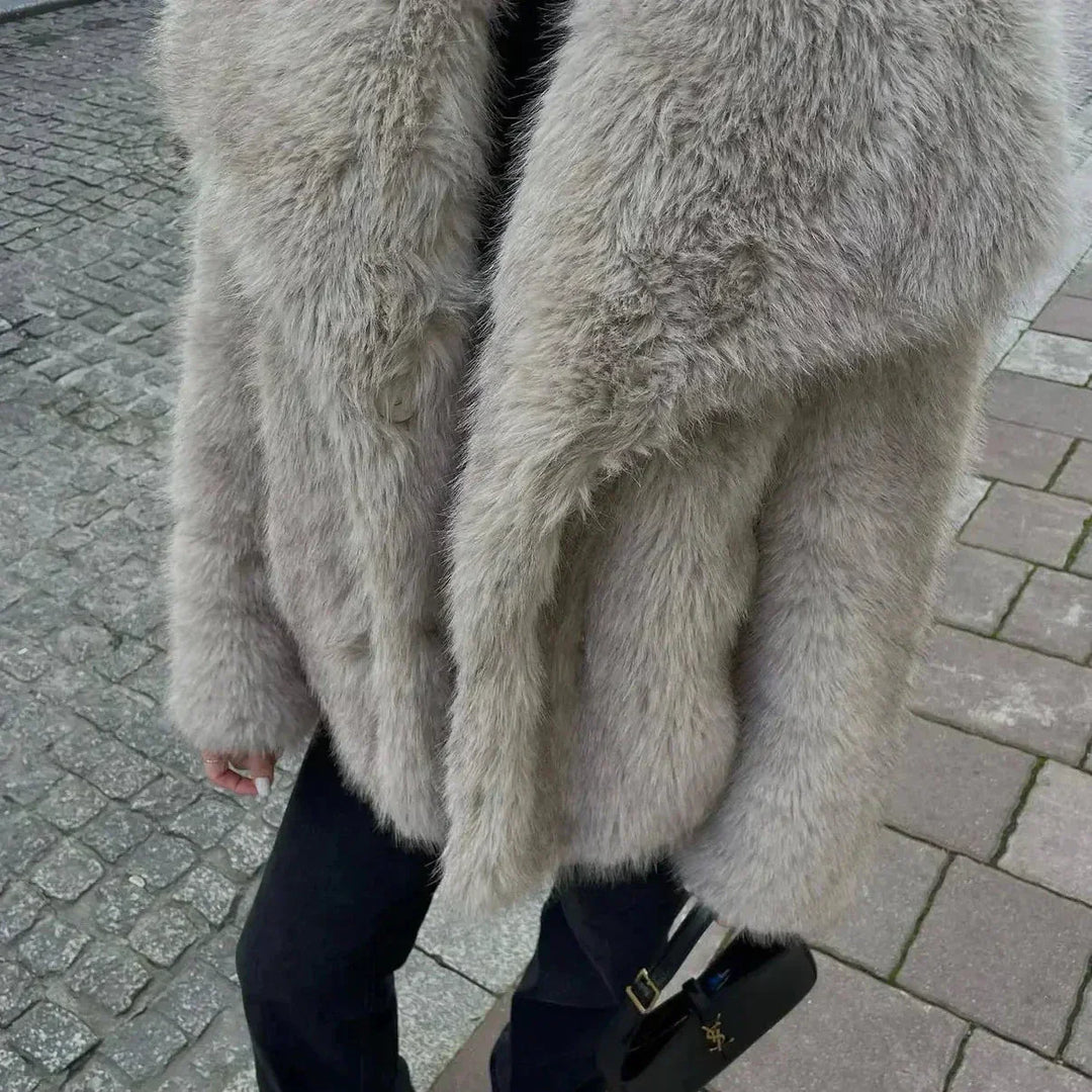 Valeria | Manteau luxueux en fausse fourrure douce pour femmes