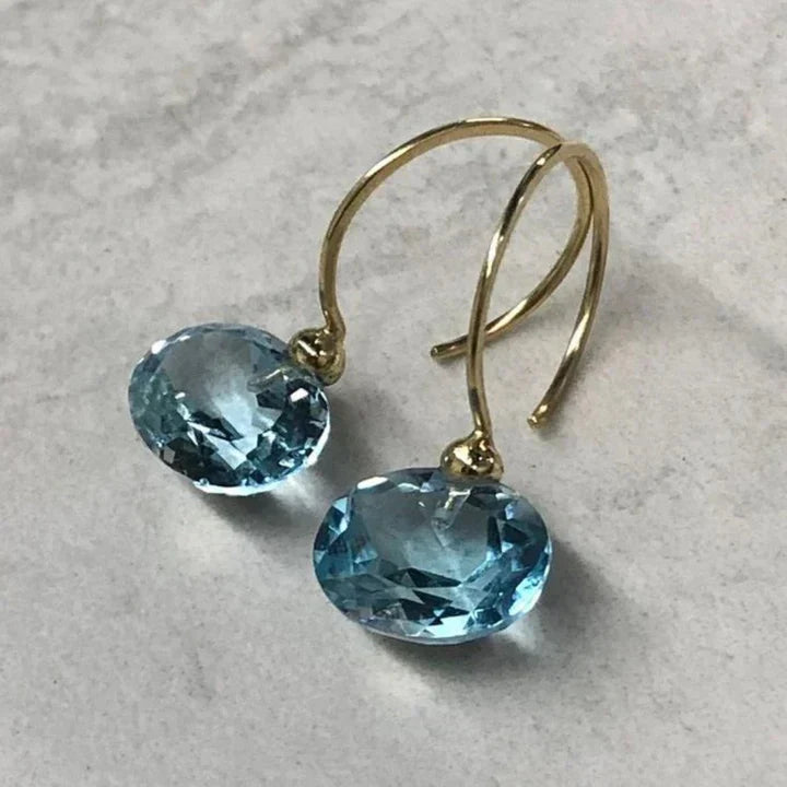 Boucles d'oreilles en verre bleu en forme de goutte