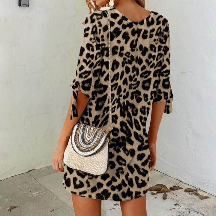 Bernadette – Belle robe mini avec motif léopard