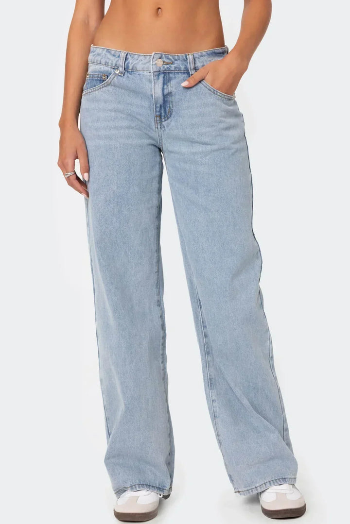 Paula | Jean bas moderne pour femmes au style rétro
