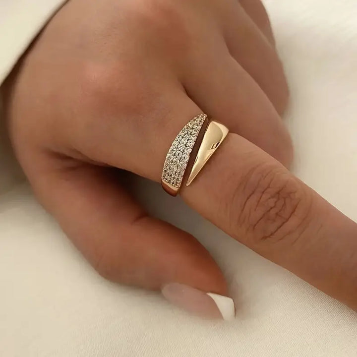 Daniela | Bague délicate au design élégant