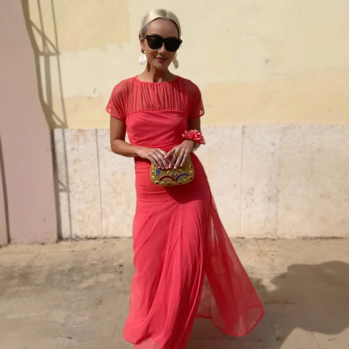 Robe Maxi Athen™ avec manches courtes transparentes et jupe à volants