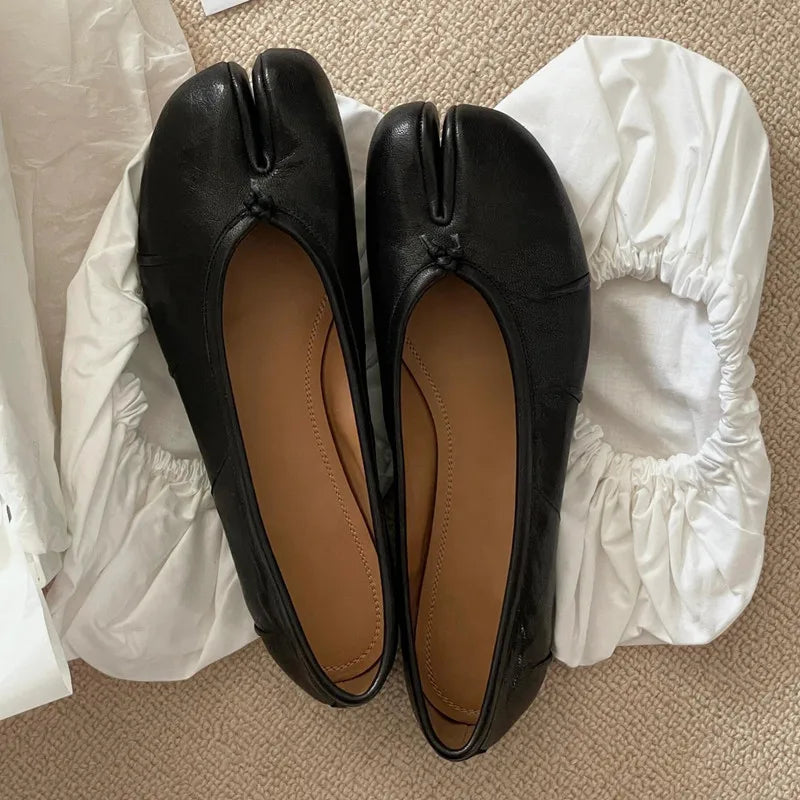 Chaussures Dirndl pour femmes avec bout fendu | Plat