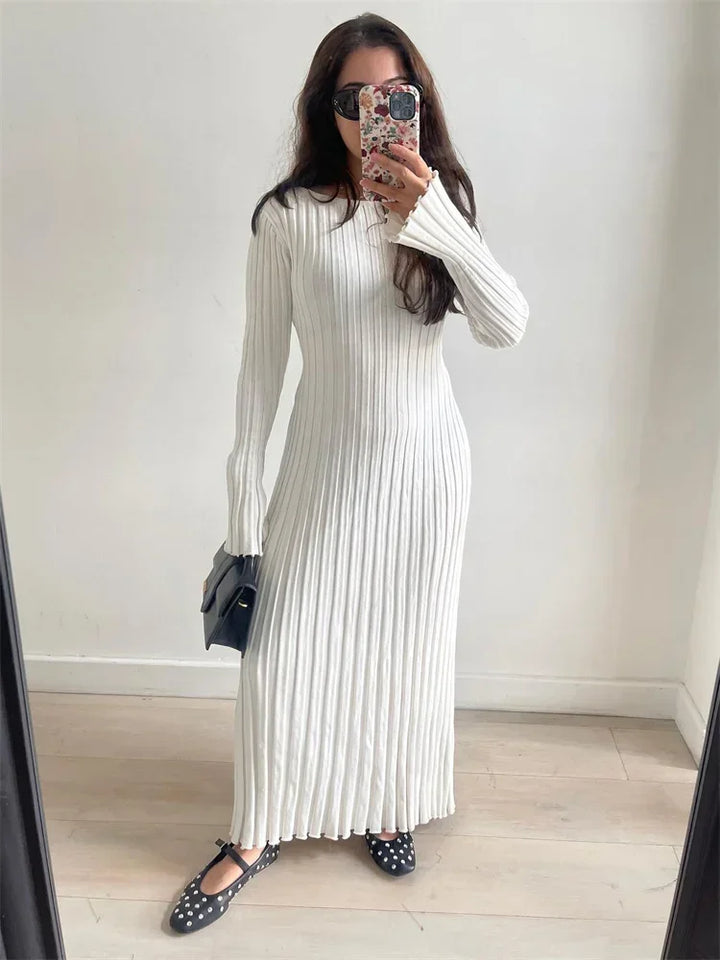Elora | Robe tricotée avec lacets