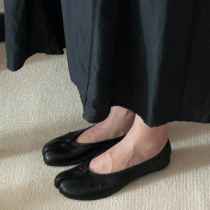 Chaussures Dirndl pour femmes avec bout fendu | Plat