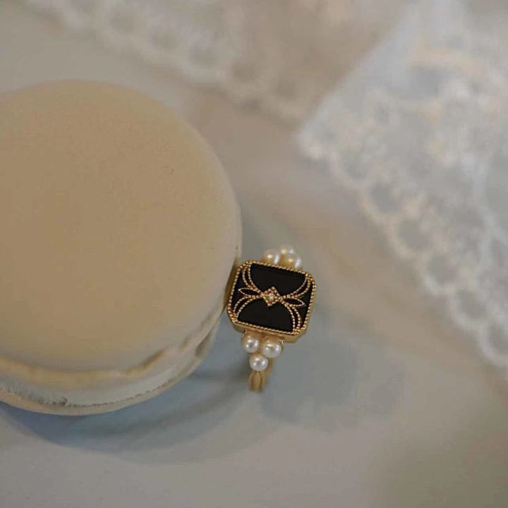 Bague Vintage Luxe Perle Émail