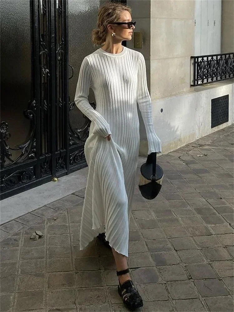 Elora | Robe tricotée avec lacets
