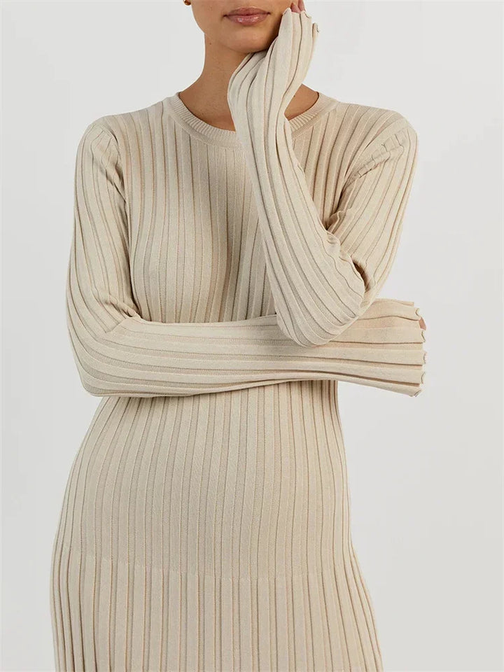 Elora | Robe tricotée avec lacets