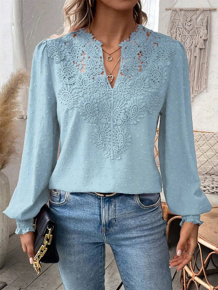 Valloré | Blouse en dentelle luxueuse avec décolleté en V