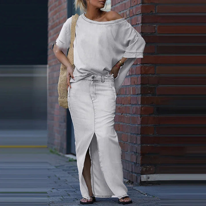 Ensemble Capri Bleu™ avec Haut Asymétrique et Jupe en Jean Légère