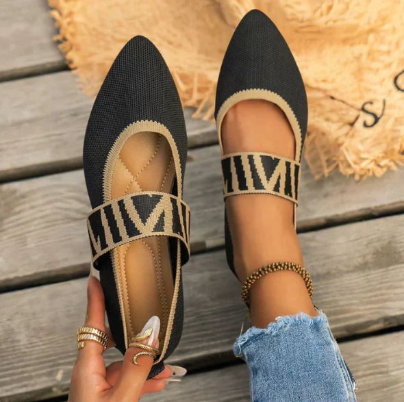 Chaussures Dirndl plates pour femmes | Pointe en amande