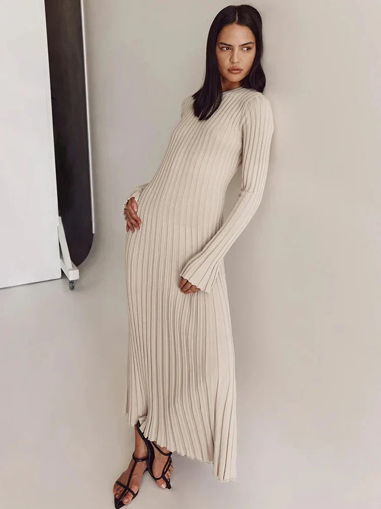 Elora | Robe tricotée avec lacets