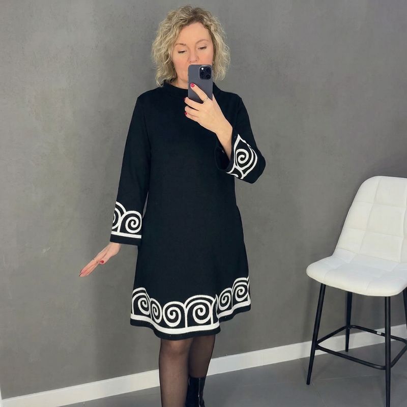 Robe Midi Iris™ avec ourlet en méandre et poignets ornés