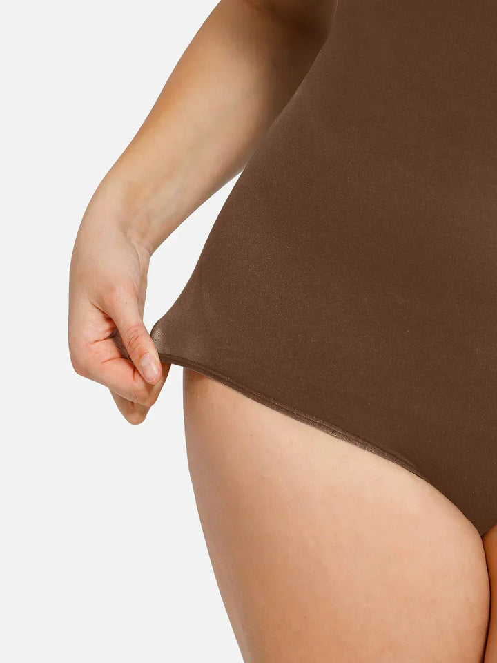 Body gainant avec slip court