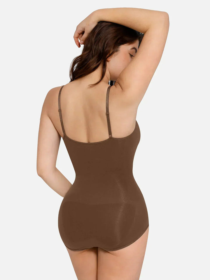 Body gainant avec slip court