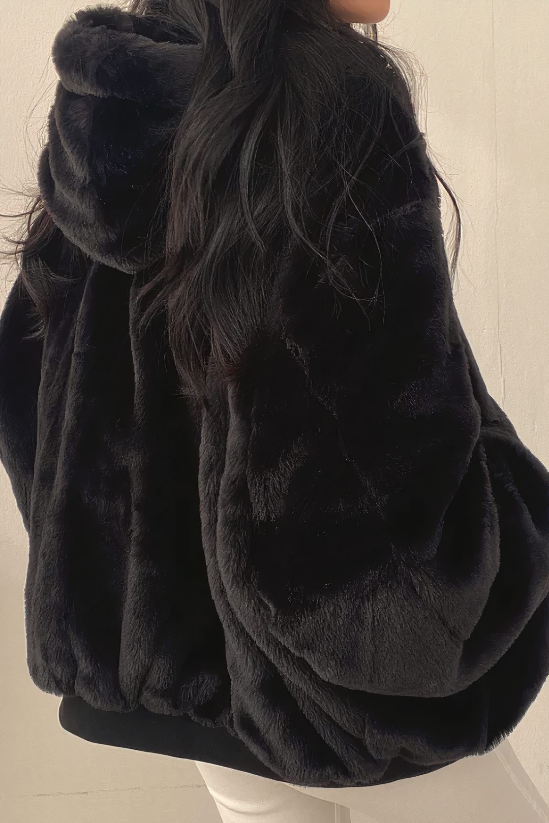 Manteau d'hiver élégant, luxueux et confortable en cachemire avec capuche pour femmes
