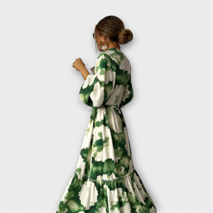 Melina - Robe maxi verte à manches longues et décolleté en V

Rewritten: "Melina - Robe maxi verte à manches longues et décolleté en V élégant