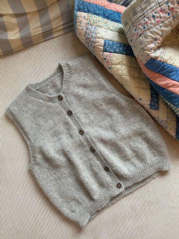 Cardigan en tricot doux et douillet avec capuche et boutons pour femmes