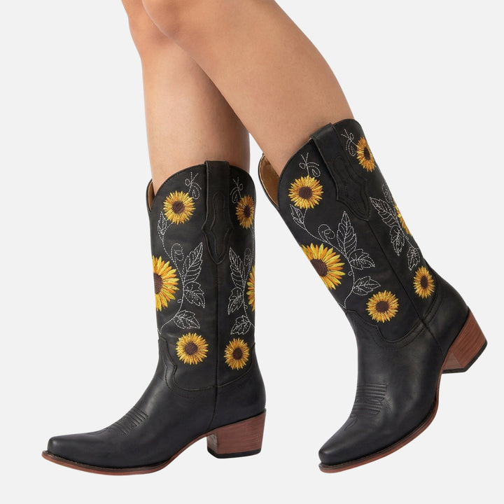 Franziska | Bottes western en daim pour femmes avec broderie florale – Bottes western brodées