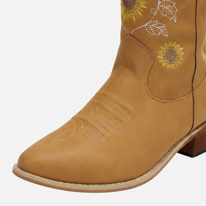 Franziska | Bottes western en daim pour femmes avec broderie florale – Bottes western brodées