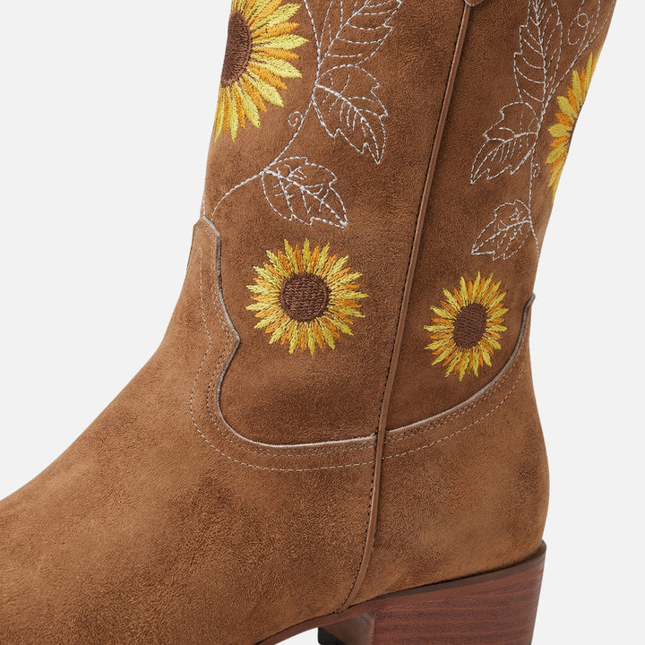 Franziska | Bottes western en daim pour femmes avec broderie florale – Bottes western brodées