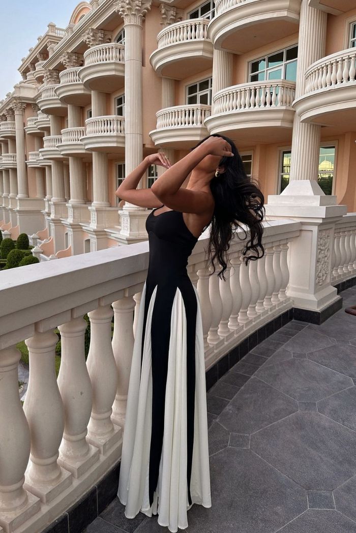 Eliana | Robe maxi élégante avec des panneaux stylés